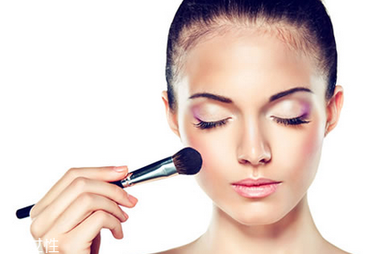 花瓣腮紅怎么做的？貌美又好用