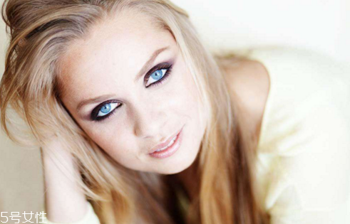 孕睫術(shù)睫毛真的能長長嗎？效果不能永久