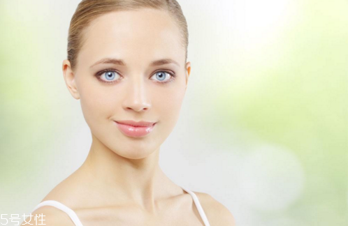 孕睫術多久后做美瞳線？孕睫術眼睛腫緩解小妙招