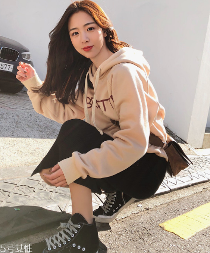 衛(wèi)衣買回來(lái)需要洗嗎？這些新衣服一定要洗