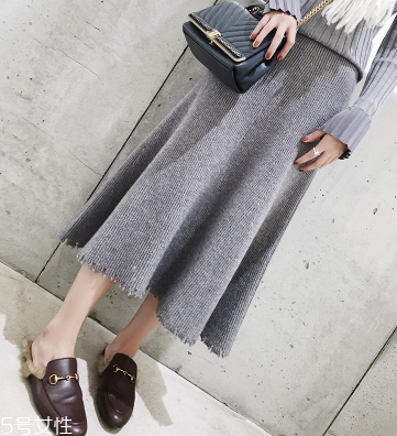 a字裙適合什么身材？氣質(zhì)a字裙開春必備