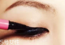 眉粉可以畫眼線嗎？