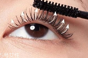 纖長型睫毛膏怎么刷？不要z字刷