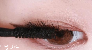 纖長型睫毛膏怎么刷？不要z字刷