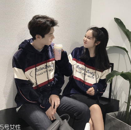 衛(wèi)衣掉色怎么辦？這樣洗不會(huì)掉色