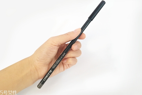 眉筆可以帶上飛機(jī)嗎？一般可以帶幾只