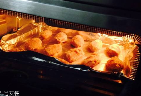 烤箱烤雞翅溫度和時間 烤箱烤雞翅的技巧 烤箱烤雞翅溫度和時間 烤箱烤雞翅的技巧