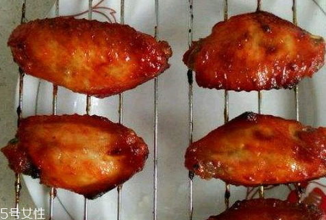 烤箱烤雞翅溫度和時間 烤箱烤雞翅的技巧 烤箱烤雞翅溫度和時間 烤箱烤雞翅的技巧