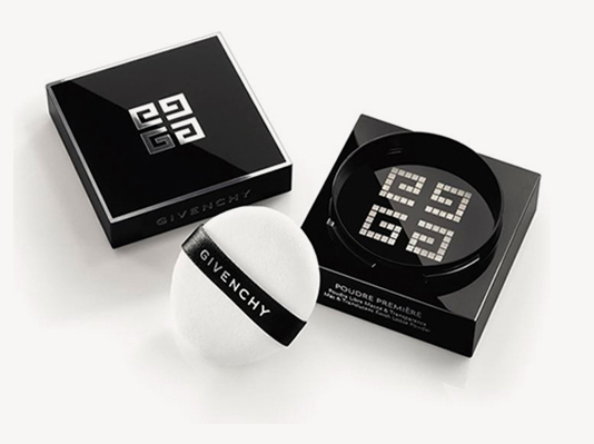 紀梵希散粉和紀梵希粉餅?zāi)膫€好