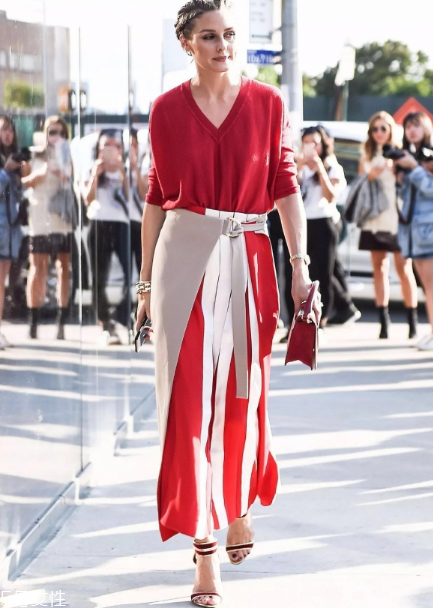 脖子短穿什么毛衣？輕松穿出天鵝頸