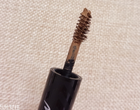 染眉膏可以帶上飛機(jī)嗎？