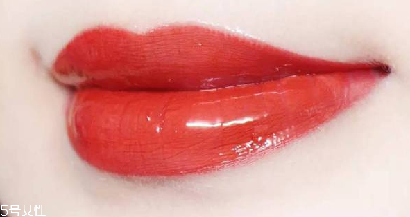 mac口紅哪個(gè)色號(hào)好看又百搭？超全試色