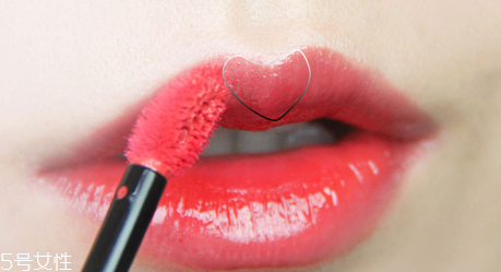 唇釉是什么東西？俗稱液體口紅