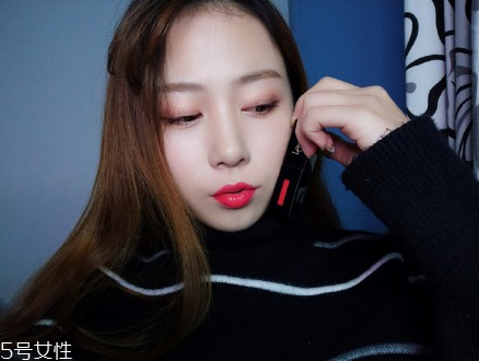 ysl圣羅蘭黑管唇釉哪個顏色好看？持久度加分