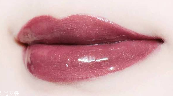 mac口紅哪個(gè)色號(hào)好看又百搭？超全試色