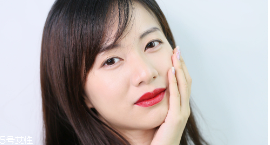 mac口紅哪個(gè)色號(hào)好看又百搭？超全試色