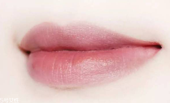 mac口紅哪個(gè)色號(hào)好看又百搭？超全試色