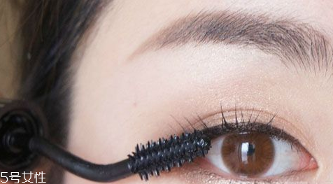 睫毛膏怎么刷好看？給你帶來深邃雙眸