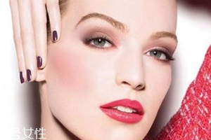 口紅可以做腮紅嗎？敏感肌膚慎用