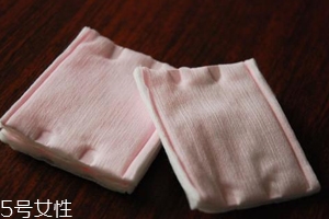 化妝棉和卸妝棉有什么區(qū)別？化妝棉功能更全