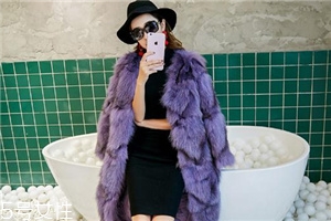 皮草會(huì)越穿越大嗎？皮草尺碼要這樣選