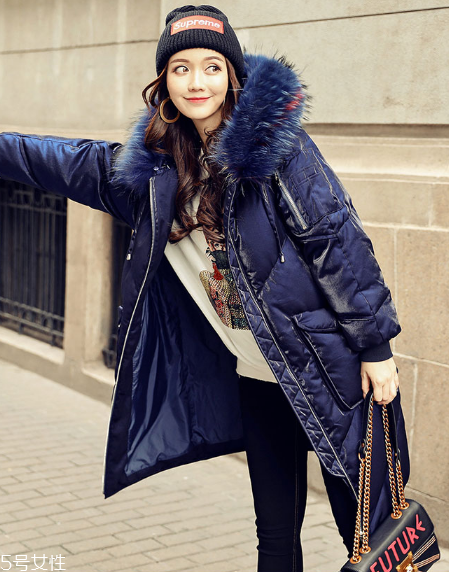 大毛領(lǐng)怎么打理？大毛領(lǐng)帶你度過溫暖冬季