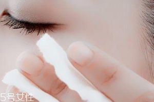化妝棉濕敷多久好？五分鐘就好
