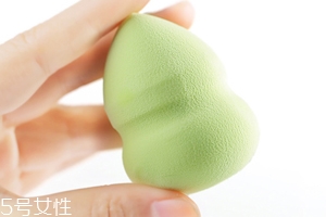 立體化妝粉撲有哪些用途？小身材大功效