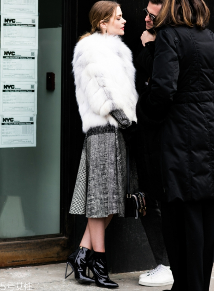 白色皮草怎么搭配？專屬于冬季的圣潔女神范兒