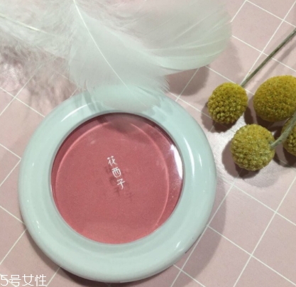 花西子是什么牌子？國貨新星品牌