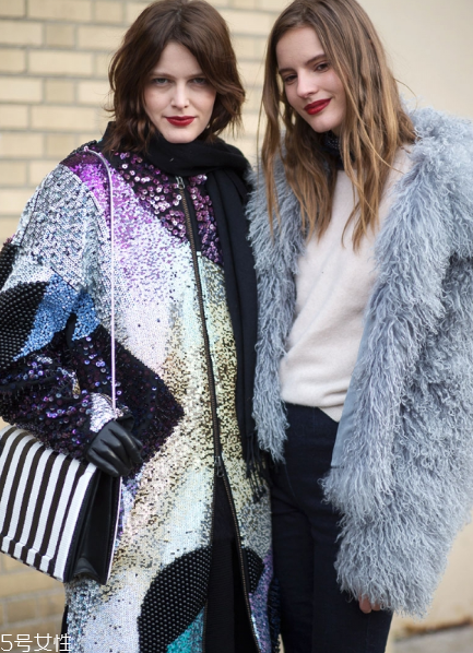 灰色皮草怎么搭配？這樣就能輕松駕馭