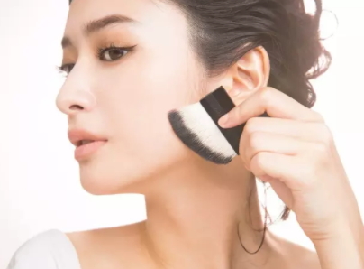 紀梵希粉餅真假鑒別 假的真不了 紀梵希粉餅真假鑒別 假的真不了