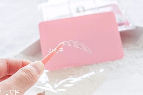 蕾絲雙眼皮貼好用嗎？蕾絲雙眼皮貼教程