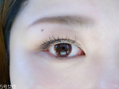 蕾絲雙眼皮貼先化妝嗎？蕾絲雙眼皮貼怎這樣用