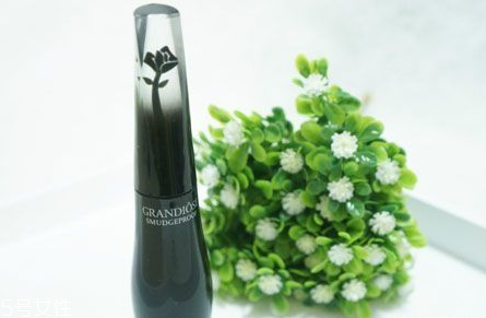 睫毛膏怎么刷好看？給你帶來深邃雙眸