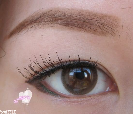 雙眼皮貼哪個(gè)牌子好？雙眼皮貼這樣貼最好看