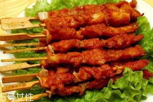 烤箱烤骨肉相連要多長時間 烤箱烤骨肉相連技巧 烤箱烤骨肉相連要多長時間 烤箱烤骨肉相連技巧