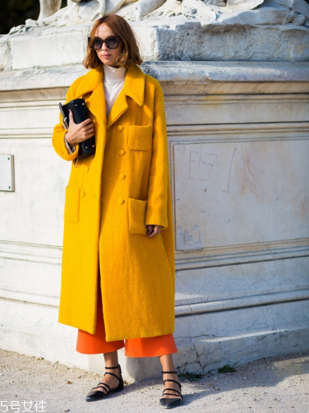 x型腿穿什么褲子好看？輕松教你打造完美腿型