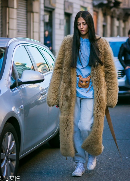 x型腿穿什么褲子好看？輕松教你打造完美腿型