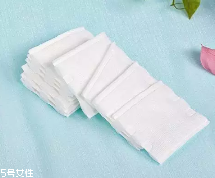 壓邊化妝棉有什么區(qū)別？不易變形