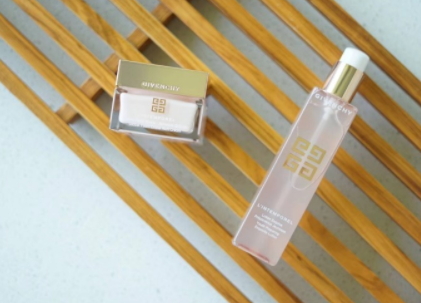 紀(jì)梵希時(shí)光無痕修護(hù)美容液怎么用？紀(jì)梵希的少女美容液