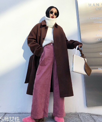 燈芯絨衣服怎么搭配？帶你提升時尚感與高級感