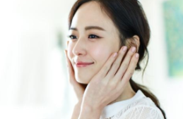 美白精華用前需要打底嗎？需要爽膚水打底