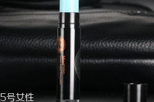 唇膏和唇釉哪個好用？唇膏vs唇釉