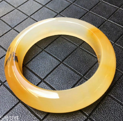 黃龍玉有收藏價值嗎？不同等級收藏價值不同