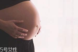 潤唇膏孕婦能用嗎？建議使用孕婦專用唇膏