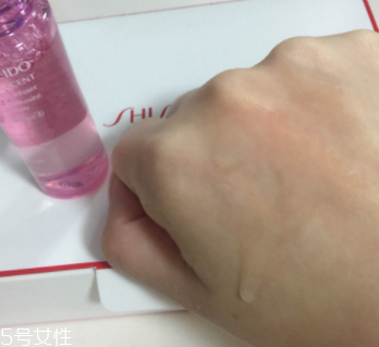 化妝誤區(qū)有哪些？11個常見的化妝誤區(qū)