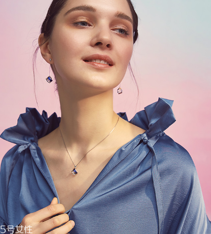 項鏈纏在一起怎么辦？教你輕松解開項鏈打結