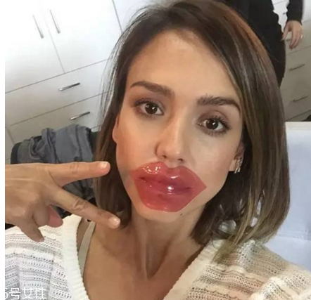 怎么使用唇膜更好發(fā)揮作用？敷完唇膜后需要護(hù)理