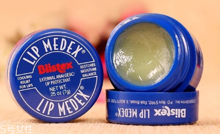 blistex小藍罐怎么用？性價比超高的護唇膏